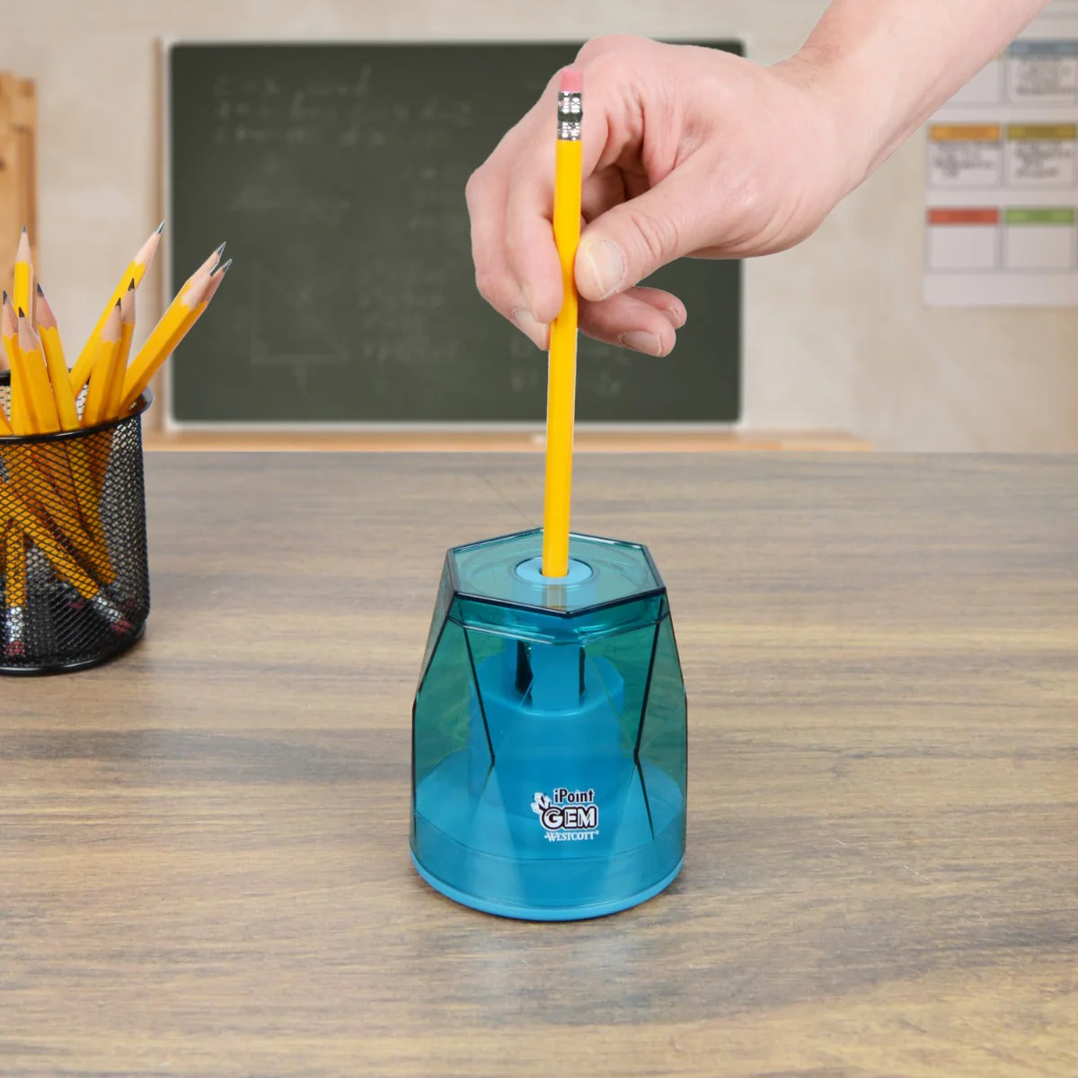 Westcott iPoint® GEM Crystal-Covered Battery Pencil Sharpener, Blue (00529-PARENT) - Image 4