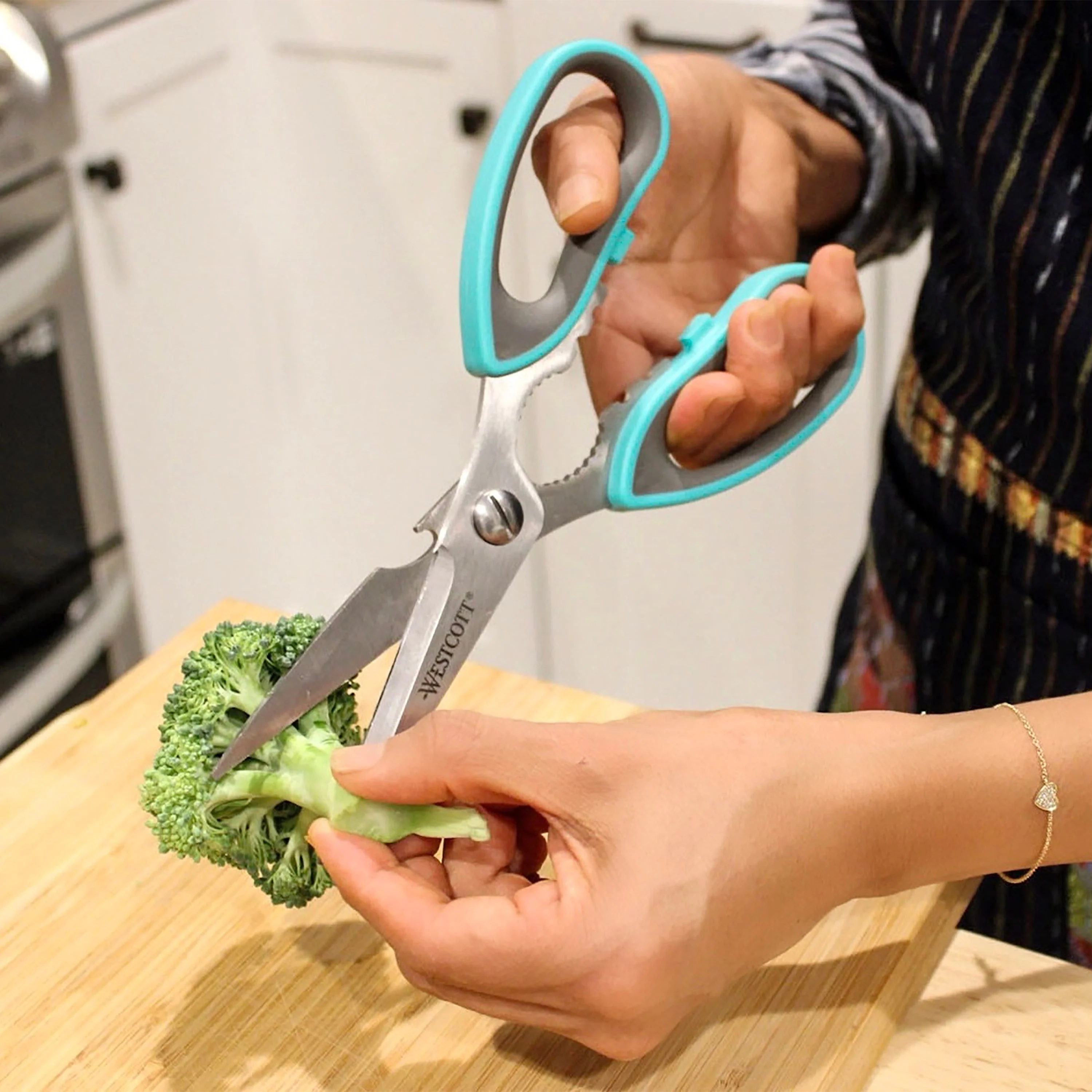 Westcott Titanium Bonded Soft Handle Kitchen Shears 4pk (00830) - Image 8